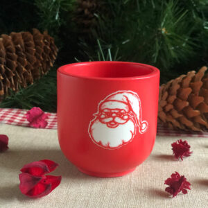 Pot de bougie fait main en jesmonite rouge, illustration Père Noël - Mon Carré Créatif